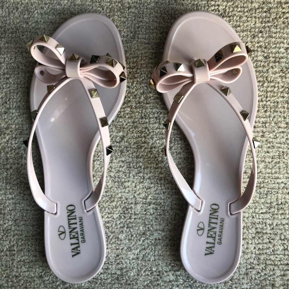 Valentino Rockstud Jelly Thong Flipflop - Poudre